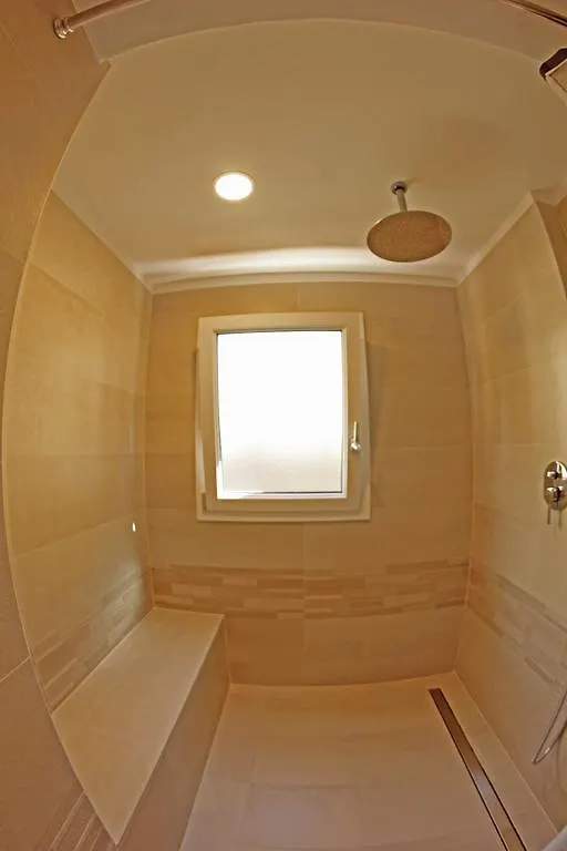 Domus Fernanda Apartment Florence